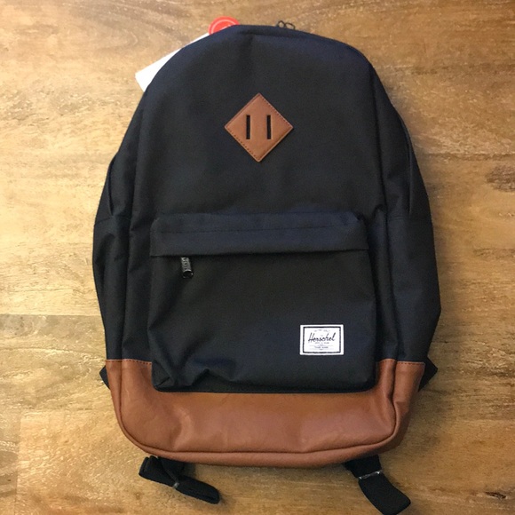 herschel backpack leather bottom